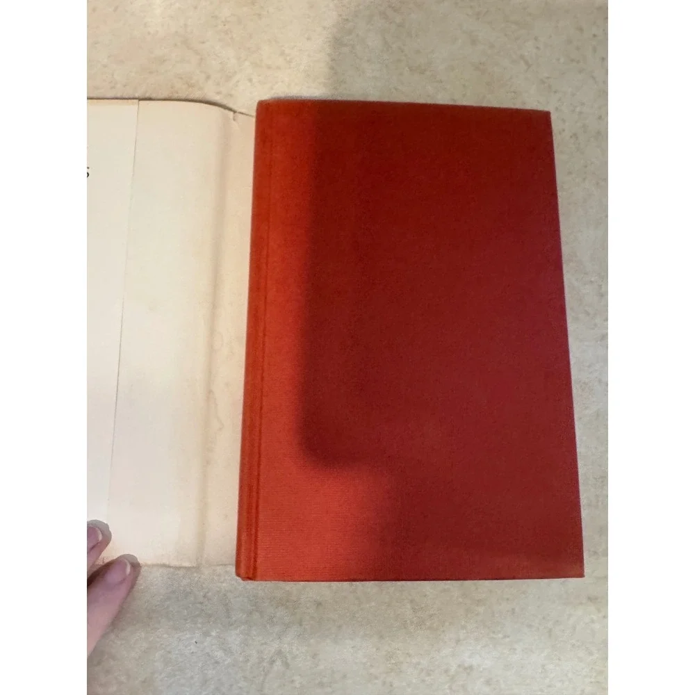 Crescent Books escoffier basic